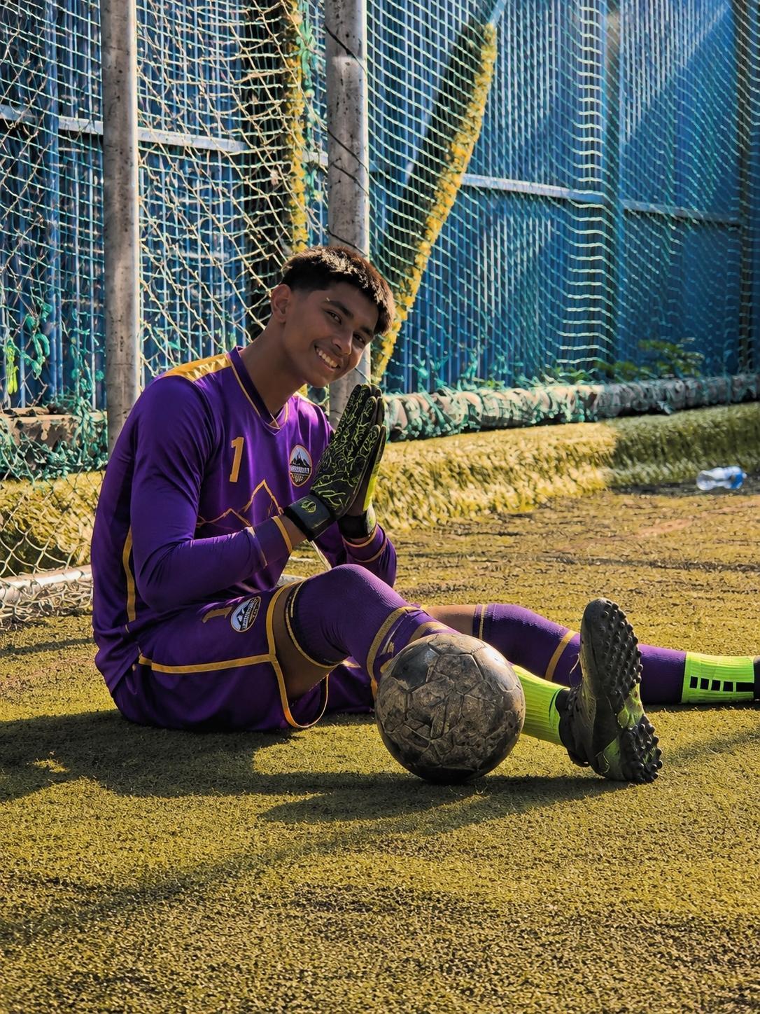 Himalaya Grassroots student player